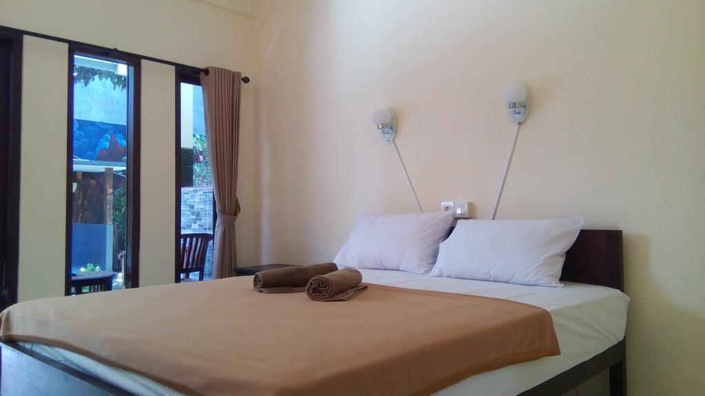 Jenny Bunker Homestay Kuta Lombok Exteriör bild