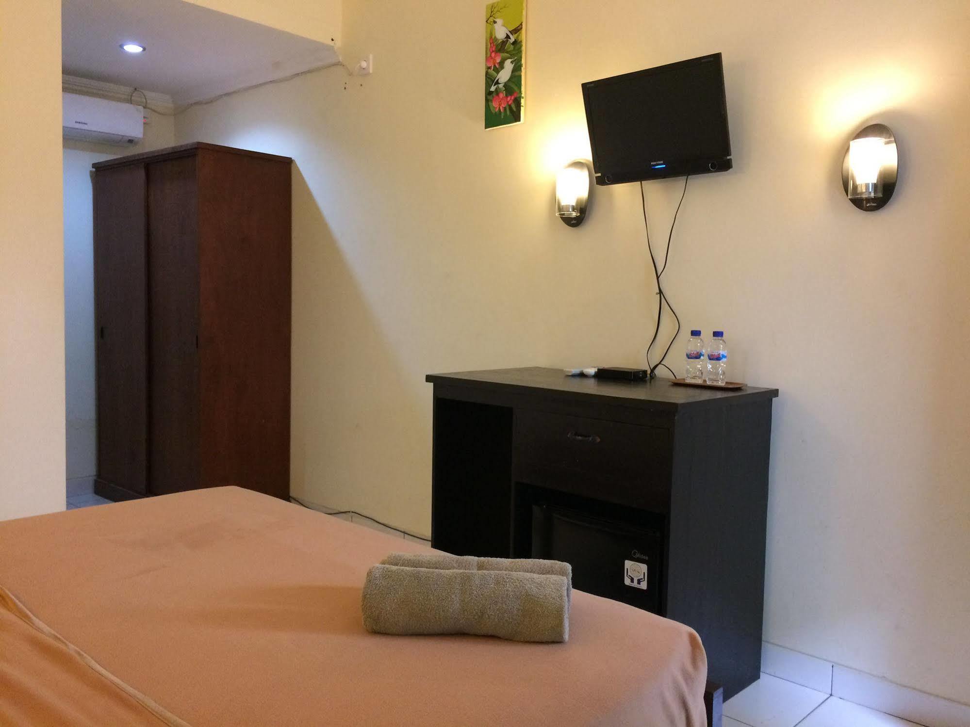Jenny Bunker Homestay Kuta Lombok Exteriör bild