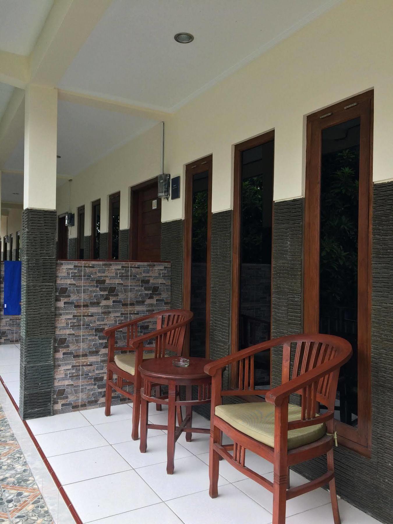 Jenny Bunker Homestay Kuta Lombok Exteriör bild